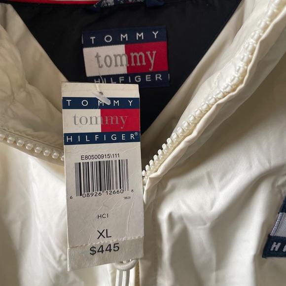 New Tommy Hilfiger down jacket originally $445 now $56 - Picture 5 of 8